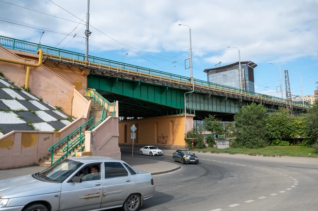 На Западный из центра будут ездить по Текучевскому мосту. | Источник: Евгений Вдовин / 161.RU