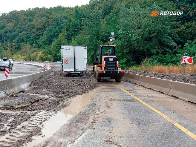 На М-4 «Дон» расчищают завалы | Источник: пресс-служба ГК «Автодор»