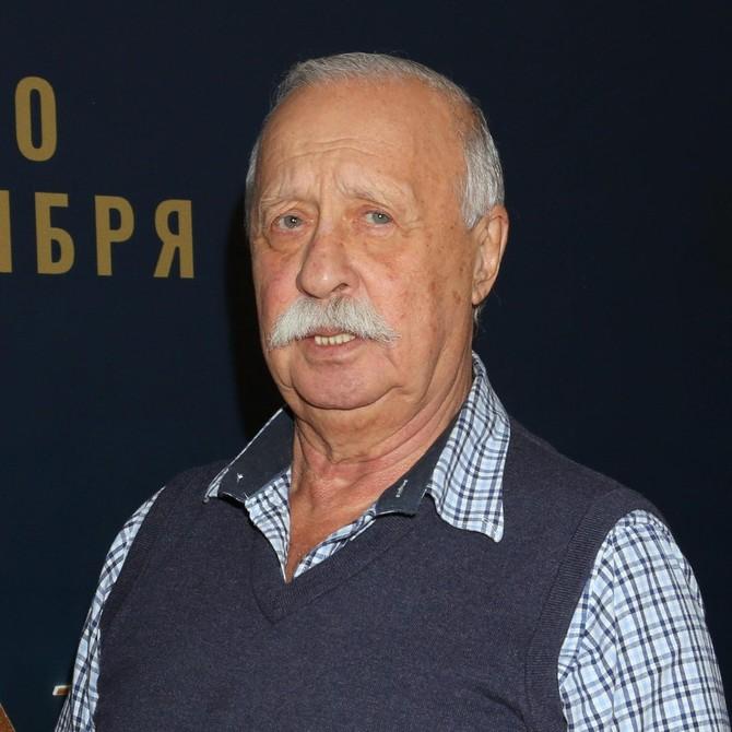 Мошенники попытались развести Леонида Якубовича: «Я начал длинный разговор. Сын вырвал трубку из рук»