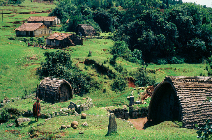 Хозяева гор Нилгири: как устроена жизнь в маленьком индийском племени тода