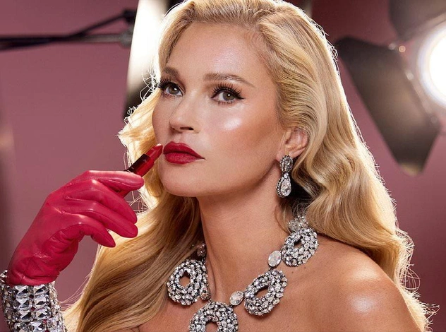 Кейт Мосс блистает в образе голивудской дивы в новом кампейне Charlotte Tilbury
