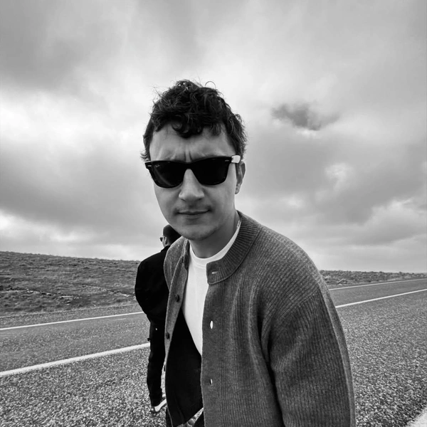 Источник: @alpercanx