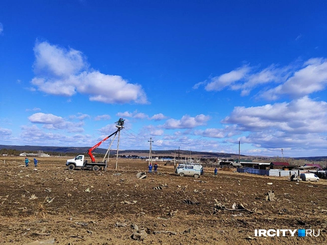 «Сначала красное зарево, потом взрыв». Репортаж из деревни Бурети, где упал бомбардировщик Ту-22МЗ | Источник: Алина Ринчино / «ИрСити»