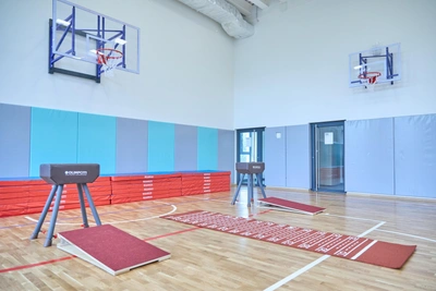 Воронежского физрука обвинили в совращении школьниц