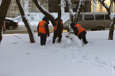 «Водоканал» Череповца расчищает подходы к 334 гидрантам