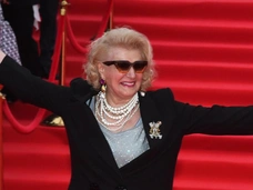88-летняя Светлана Дружинина оказалась в реанимации из-за обострения рака легких