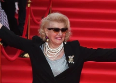 88-летняя Светлана Дружинина оказалась в реанимации из-за обострения рака легких