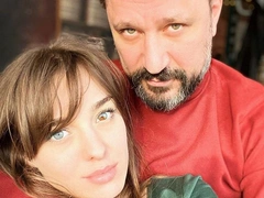 «Моя дочь старше»: 45-летний Виктор Логинов больше не скрывает молодую возлюбленную