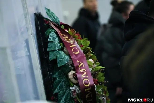 Прощание с убитым школьником пройдет сегодня, 2 сентября, в траурном зале ОКБ Ханты-Мансийска | Источник: Артём Устюжанин / MSK1.RU