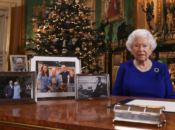 Фото №2 - Привет Сассекским и «трудный путь»: о чем говорила в своем рождественском обращении Королева