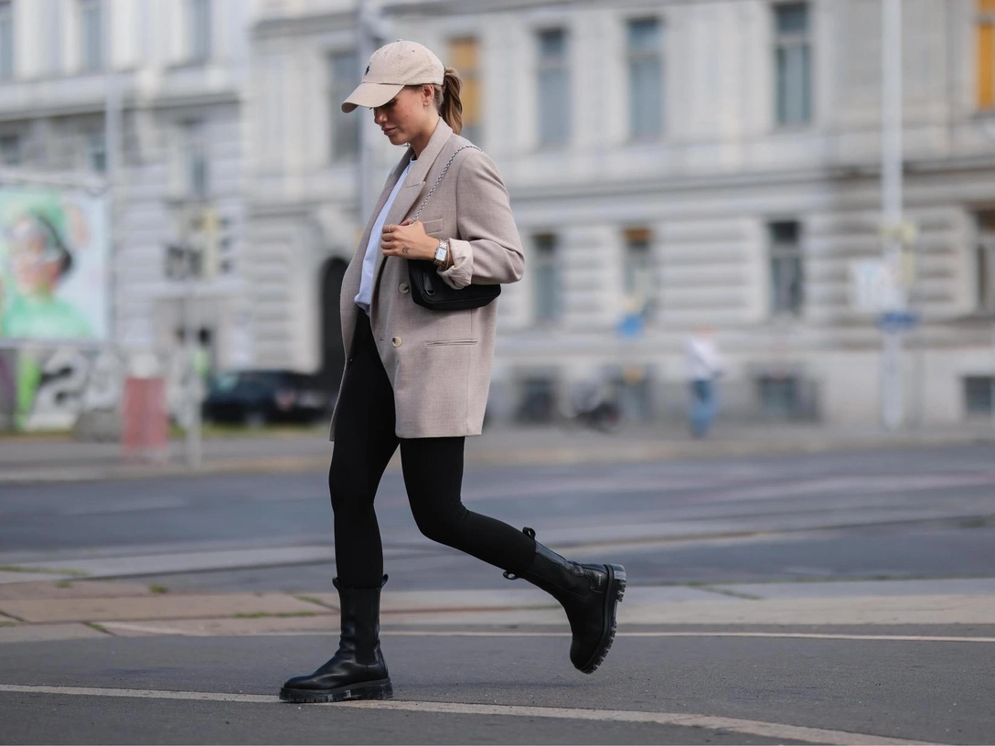 Снова в моде: 7 способов носить джинсы скинни, чтобы не выглядеть смешно и нелепо | marieclaire.ru