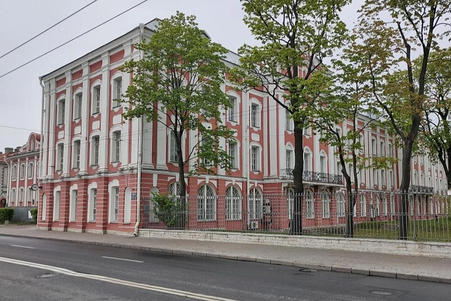Это смутно мне напоминает… В СПбГУ выявили ячейку радикальных студентов-троцкистов | Источник: Огнев Михаил/«Фонтанка.ру»