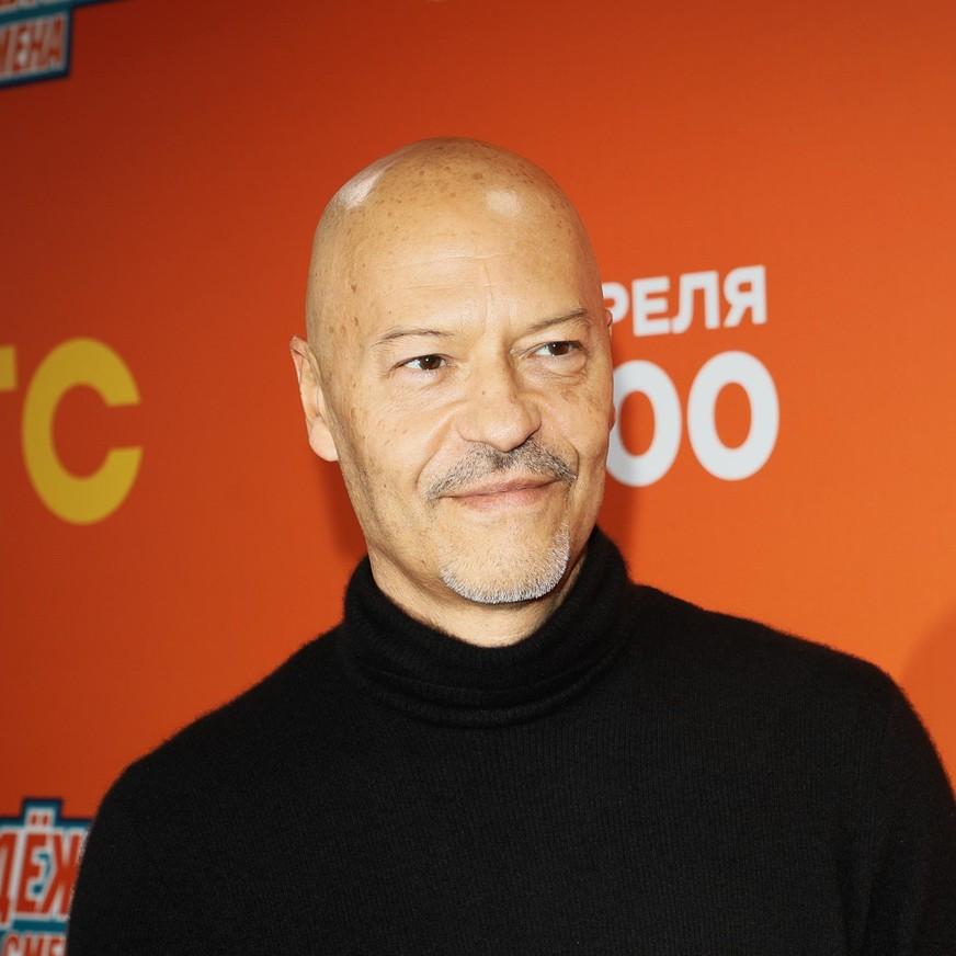 Беременная Михайловская, похорошевший Бондарчук после разрыва с Андреевой, вечно молодая Судзиловская: «Молодежка. Новая смена»