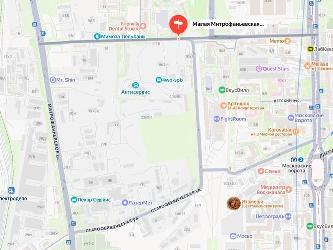 Участок расположен между Митрофаньевским шоссе, Малой Митрофаньевской и Старообрядческой улицами. Часть этой территории теперь имеет статус выявленного объекта культурного наследия. | Источник: «Яндекс.Карты»