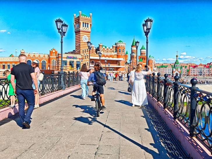 Уютная сказка или дешевый китч? Отзывы европейских туристов о набережной Брюгге в Йошкар-Оле