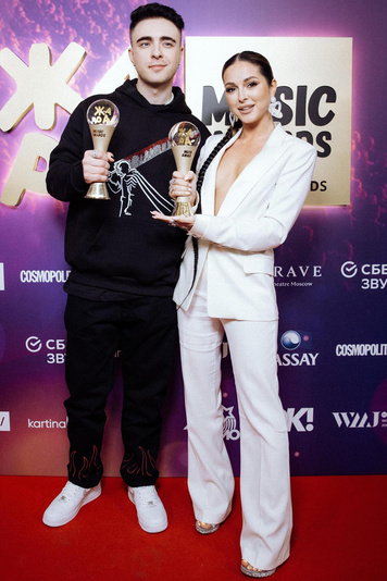 <p>Егор Крид и Нюша на премии «Жара Music Awards-2021»</p>