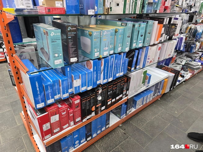 В этой сети оказался самый большой выбор роутеров | Источник: Семен Коротов-Майбах / 164.RU