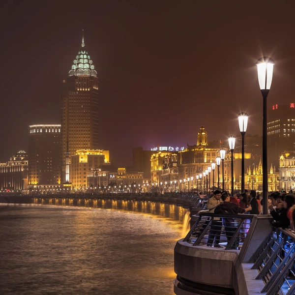Колониальная набережная Бунд | Источник: Shutterstock/Fotodom.ru