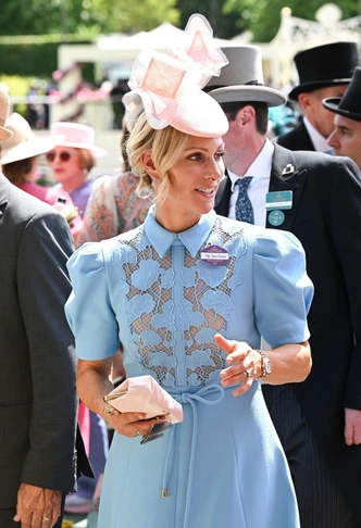 Зара Тиндалл посещает скачки Royal Ascot 2025, 17 июня. 