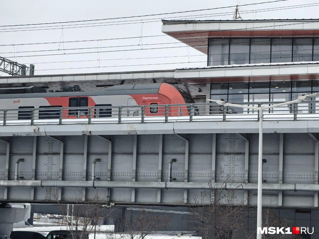 Поезда проезжают «Нижегородскую» без остановок | Источник: Дмитрий Бондарев / MSK1.RU
