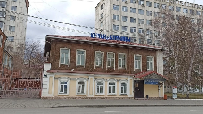 Говорят, до революции здесь жил ветеринар Владимир Каргаполов | Источник: Анна Сарапульцева / 45.RU