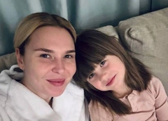 Шляпник, Королева червей и волшебный торт: дочь Пелагеи отметила 6-летие без отца