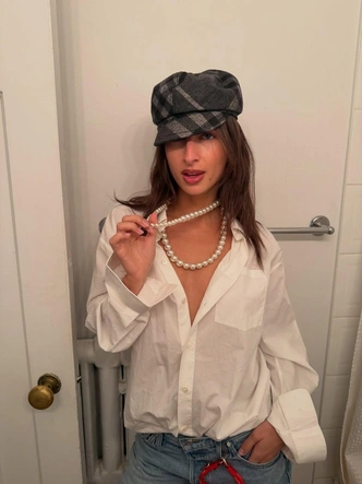 Мир моды больше не будет прежним: почему зумеры выбирают бренды по смыслу, а не по яркости Мир моды больше не будет прежним: почему зумеры выбирают бренды по смыслу, а не по яркости