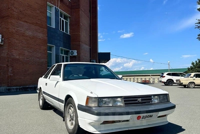 43-Year-Old Toyota Soarer Drives Like New in Vladivostok