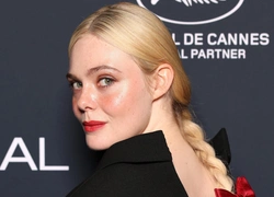 Фаннинг, Андерсон и L'Oréal Paris поддержали молодых женщин-режиссеров