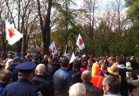 На Украине прошли митинги против войны в Донбассе | ya62.ru
