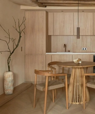 Дух Парижа и мудрость Азии: как обновили квартиру в квартале Марэ