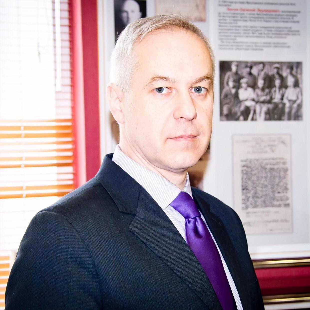 <p>Александр Шиханов</p>