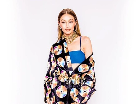 Джиджи Хадид в съемке HMoschino