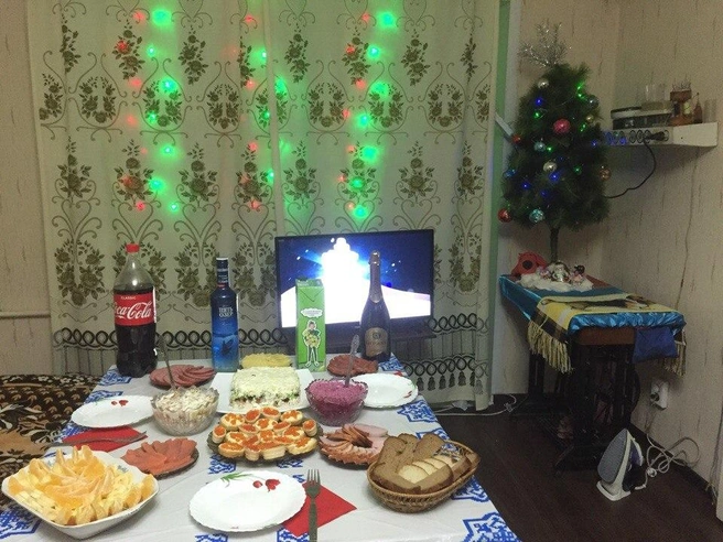 Стол Елены Резайкиной