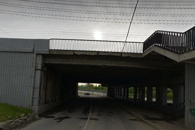 В Челябинске временно закрыли проезд под мостом на Северо-Крымской