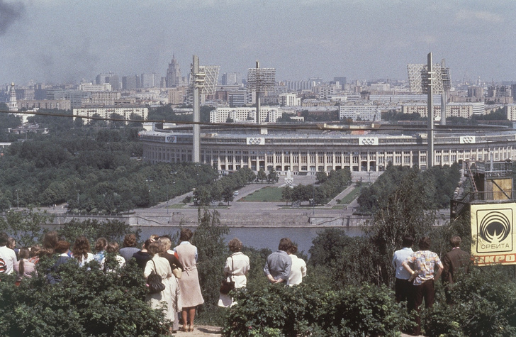 Олимпиада-80: как 41 год назад в СССР привезли первый сервелат, кто нападал на москвичек, куда улетел «ласковый Мишка»
