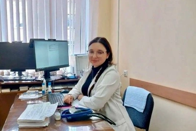 Более тысячи медиков начали работу в Псковской области с 2021 года