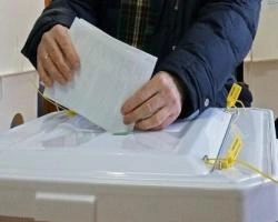 Мэром Красноярска избран единоросс Эдхам Акбулатов | ngs24.ru