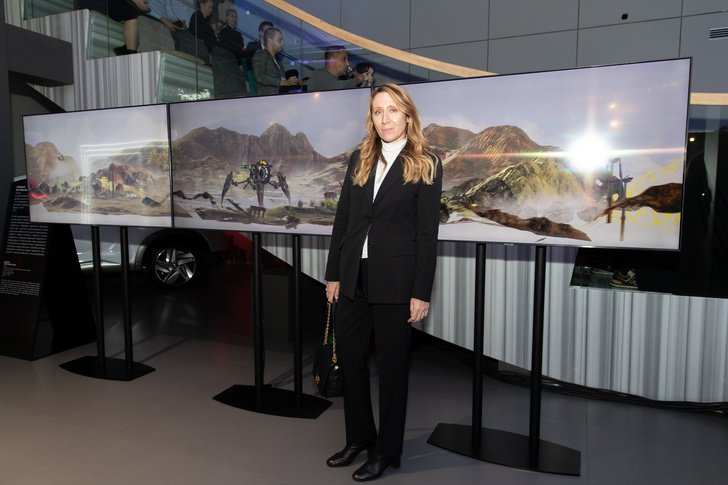 Фото №5 - В пространстве Hyundai Motorstudio в Москве открылась выставка современного цифрового искусства «Мир на проводе»
