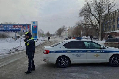 Montazhnikov Street section closed after ground collapse