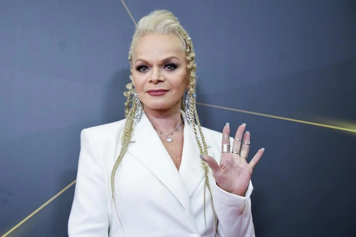 Лариса Долина | www.starhit.ru