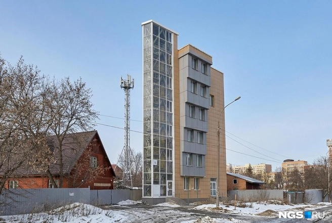 Бизнес-центр необычной формы могут снести | Источник: Юрий Орлов / Городские медиа