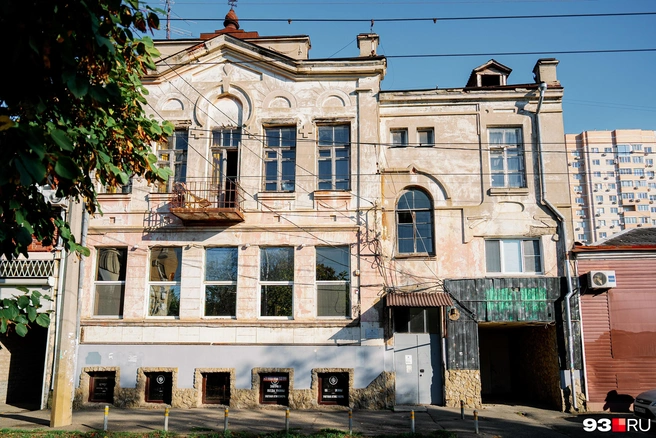 Коммунаров, 64 | Источник: Дарья Паращенко / 93.RU