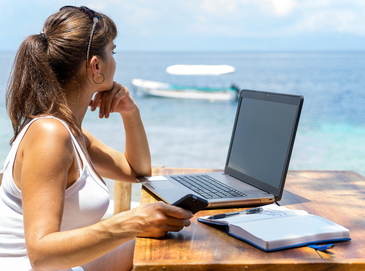 Как поступить, если вас просят работать во время отпуска?