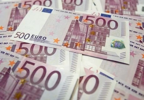 ЦБ РФ понизил курс евро более чем на рубль | ya62.ru
