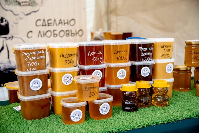 Знаменитые пчеловоды Сибири и Алтая привезут огромное разнообразие медов | Источник: ИП Ковалева Ольга Александровна
