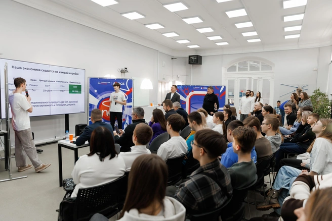 200 учеников прошли курс дистанционно и после его окончания получили электронные сертификаты | Источник: ПСБ
