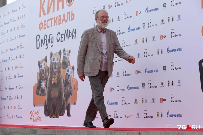 Ежегодный традиционный гость ярославского кинофестиваля — Федор Добронравов | Источник: Кирилл Поверинов / 76.RU