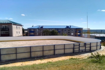 Работы на хоккейной площадке в Чаадаевке продолжатся в 2026 году