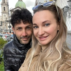 Блогер Юлия Бурцева скончалась во время пластики в московской клинике: в Италии у нее осталась 9-летняя дочь